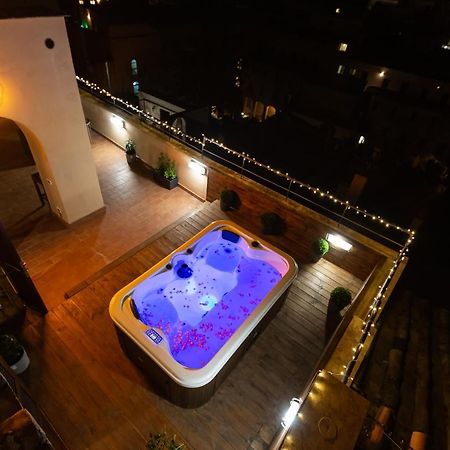 Vivilo Roma Trevi - Luxury Experience - Private Jacuzzi On Terrace - Insane View Otel Dış mekan fotoğraf