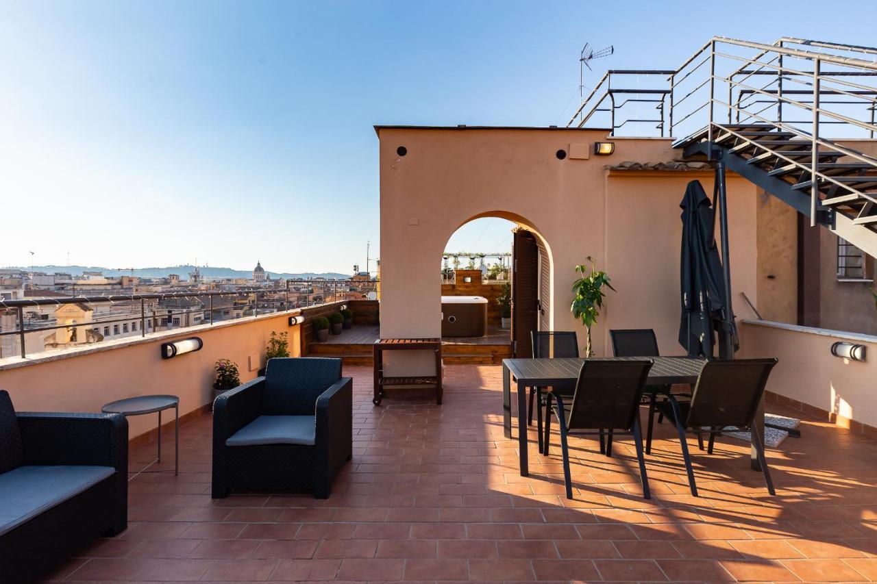 Vivilo Roma Trevi - Luxury Experience - Private Jacuzzi On Terrace - Insane View Otel Dış mekan fotoğraf