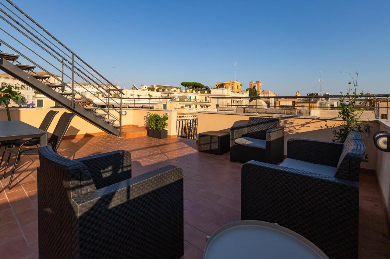 Vivilo Roma Trevi - Luxury Experience - Private Jacuzzi On Terrace - Insane View Otel Dış mekan fotoğraf