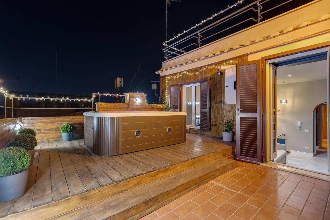Vivilo Roma Trevi - Luxury Experience - Private Jacuzzi On Terrace - Insane View Otel Dış mekan fotoğraf