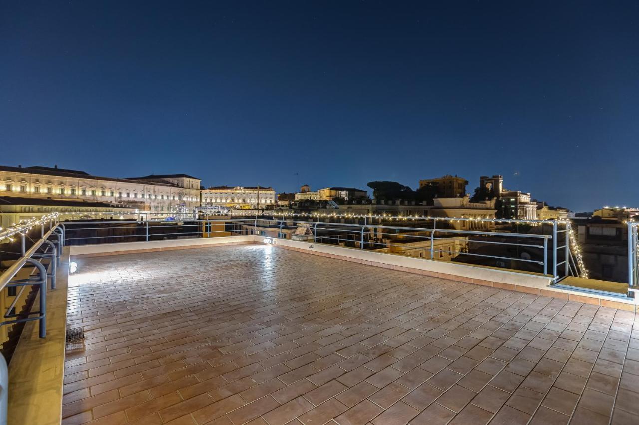 Vivilo Roma Trevi - Luxury Experience - Private Jacuzzi On Terrace - Insane View Otel Dış mekan fotoğraf